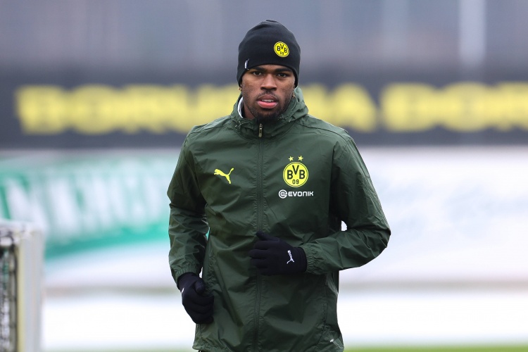 凯发K8手机端、APP下载、流畅界面、智能推荐、高效操作-罗体：尤文考虑引进楚克乌梅卡，但取决于D-路易斯和米雷蒂的情况