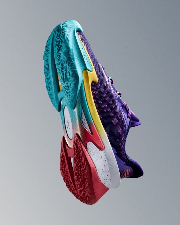 凯发K8手机端、APP下载、流畅界面、智能推荐、高效操作-库里7代“超级战靴”将在8月16日发布 单只球鞋重量约303克