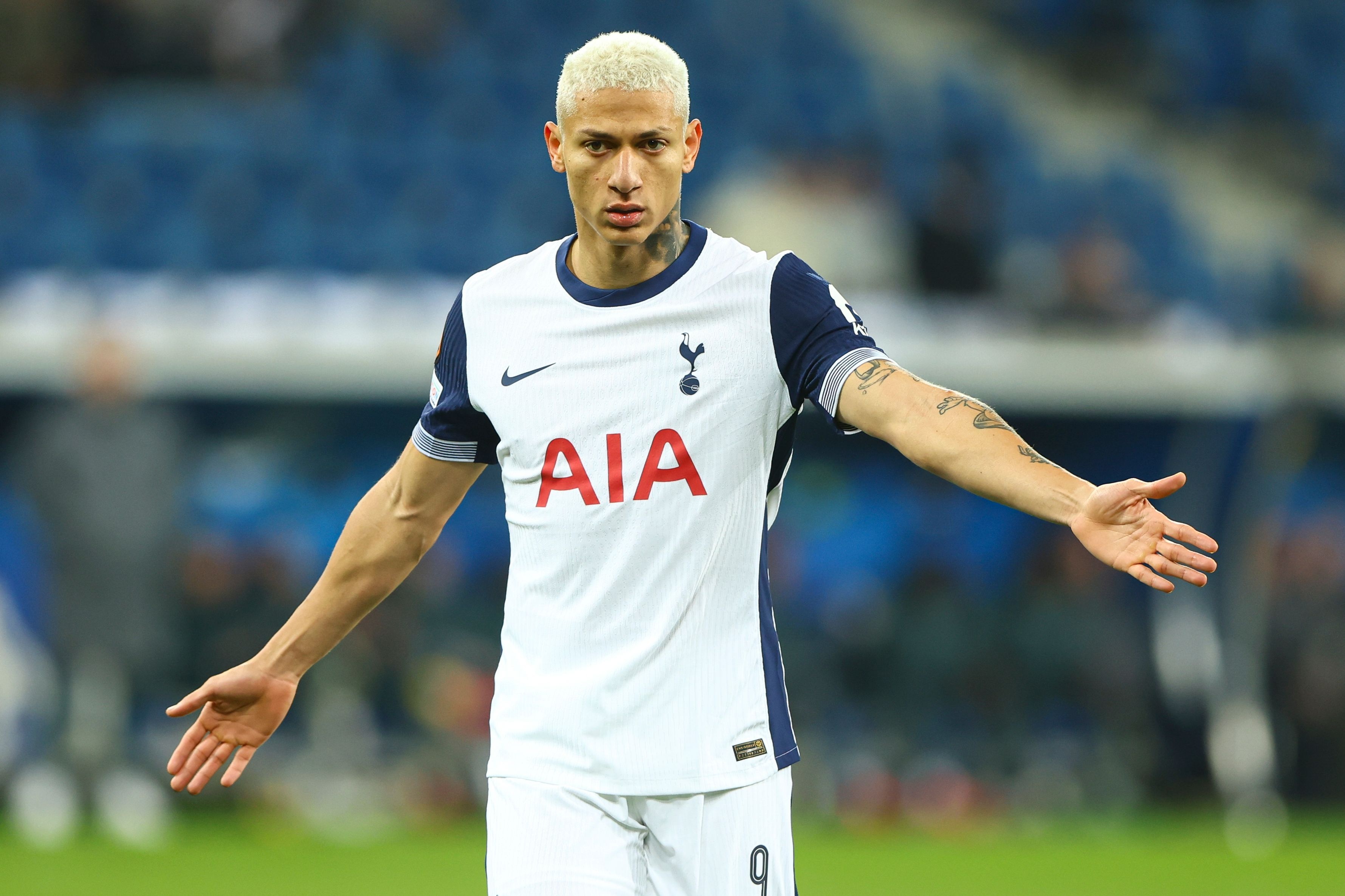 凯发K8手机端、APP下载、流畅界面、智能推荐、高效操作-记者：理查利森今夏不会离队，弗兰克将他视为热刺的关键球员