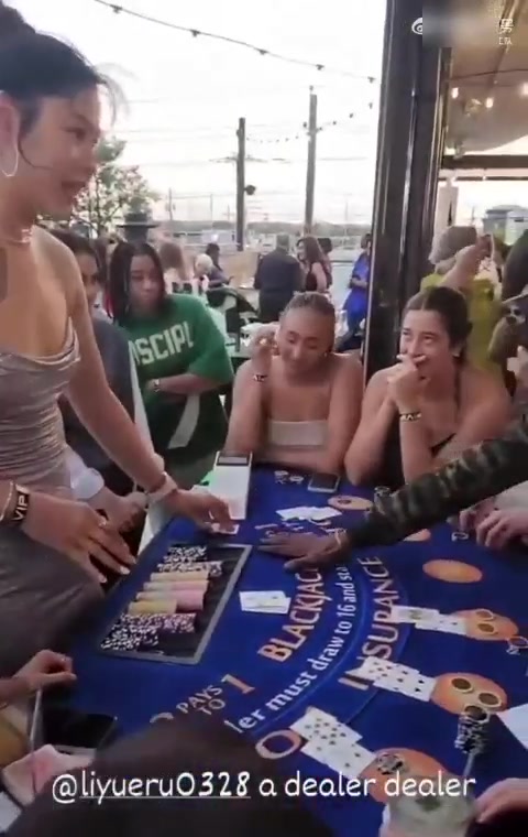 凯发K8手机端、APP下载、流畅界面、智能推荐、高效操作-李月汝与队友挑战21点游戏 吊带裙造型引人注目视频版上线